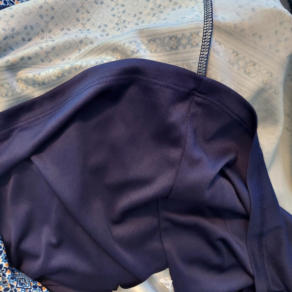 CHICOS's (12)Sz 2 Medallian Fully Lined dress Poly/ Spandex CAP sleeve MSRP $149 - Picture 6 of 7